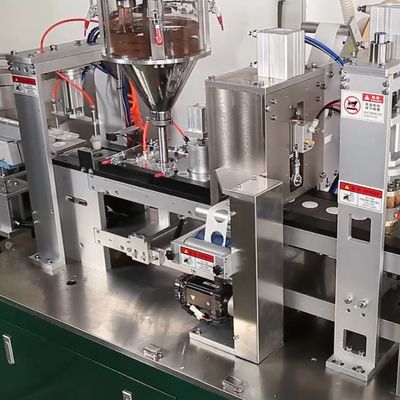 0เครื่องเติมกาแฟแคปซูลเส้นแน่น ความดันอากาศ.6Mpa ด้วยแขนออกสวิง